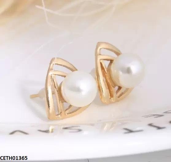 CETH01365 YYZ Triangle Pearl Tops Pair - CETH