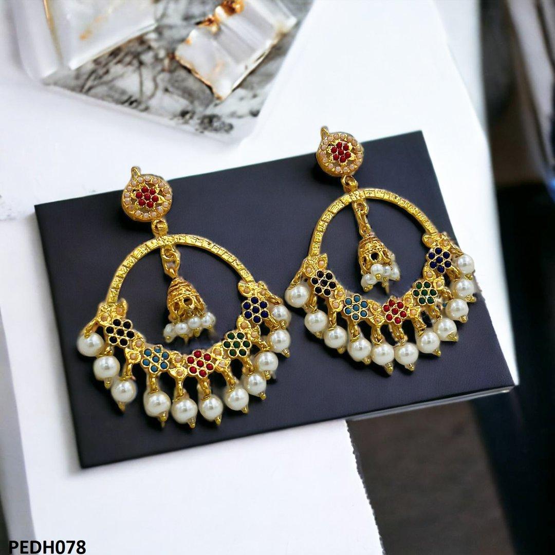 PEDH078 FRN Multi Flower/Pearl Drop Earring Pair