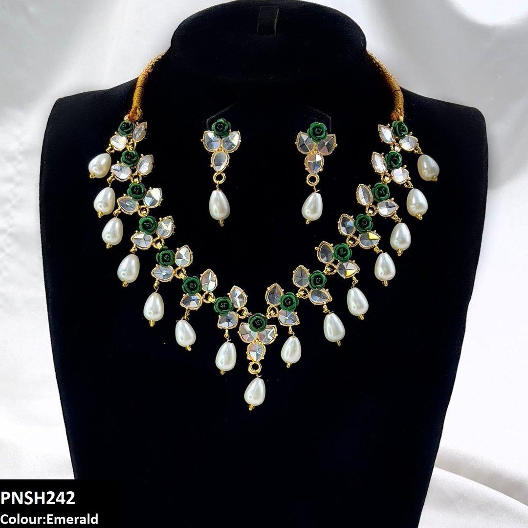 PNSH242 SDQ Flower/Pearl Drop Necklace Set