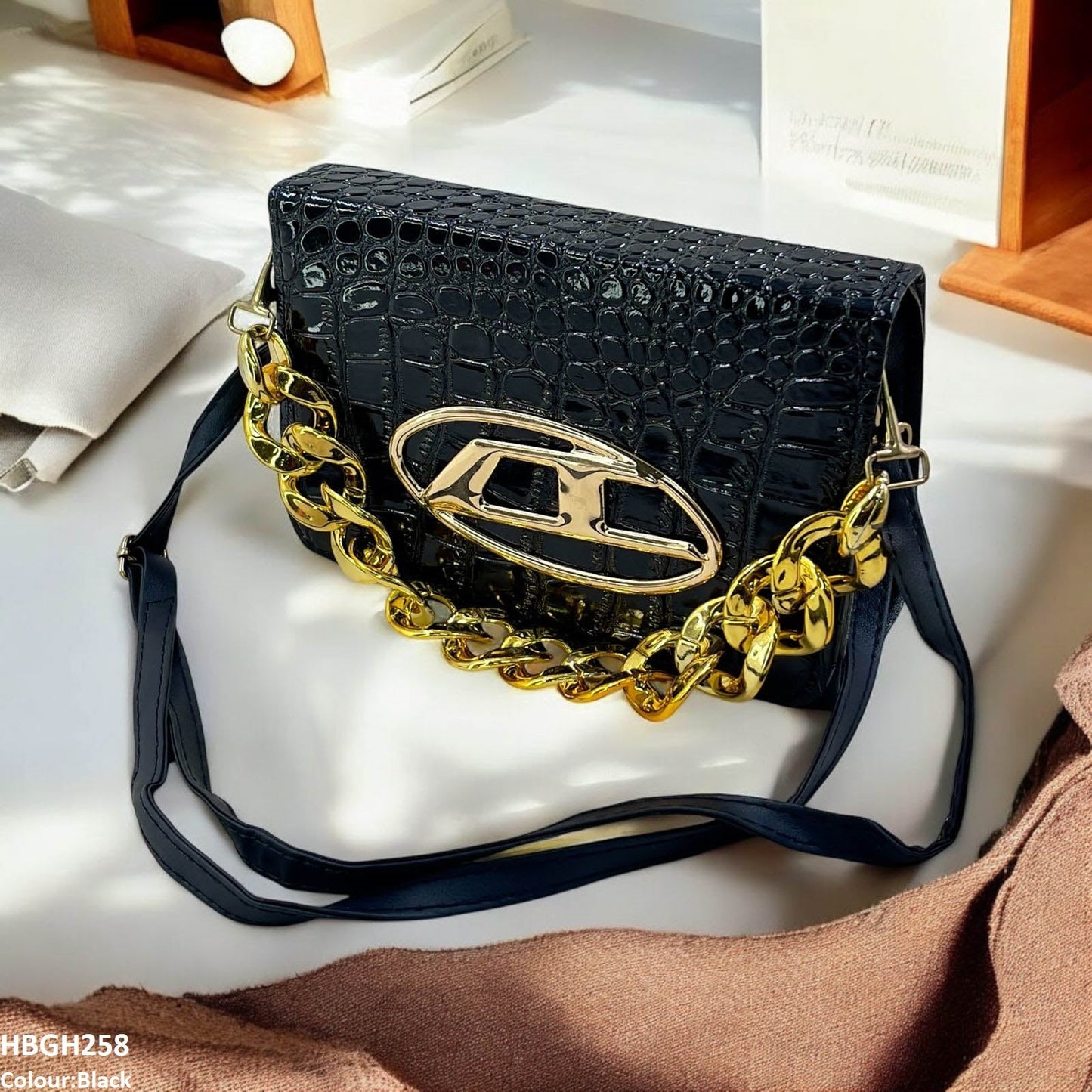 HBGH258 CYG Batch Hand Bag