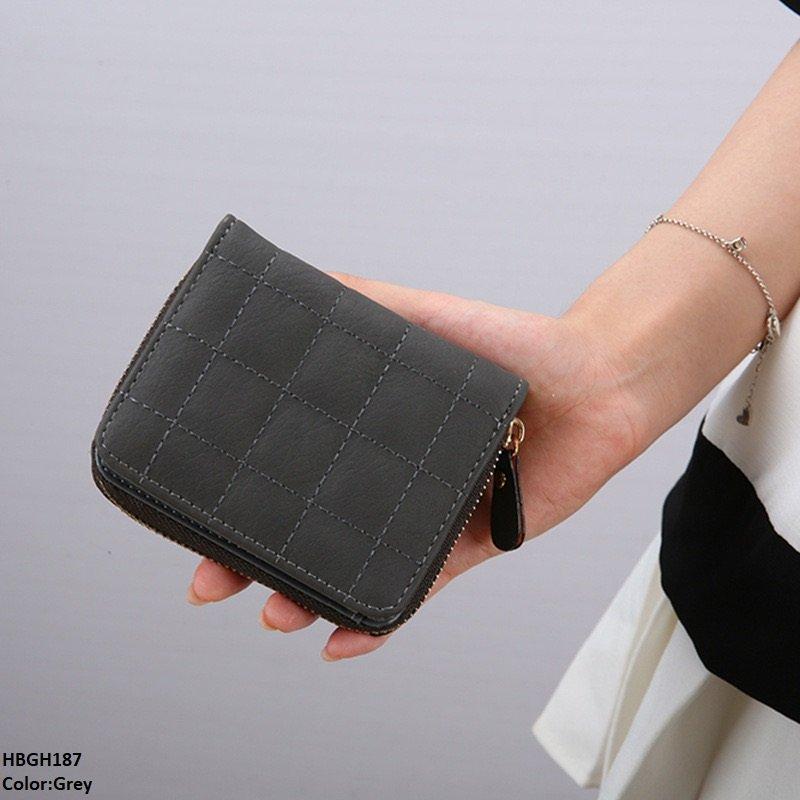 HBGH187 LMP Plain Square Hand Clutch