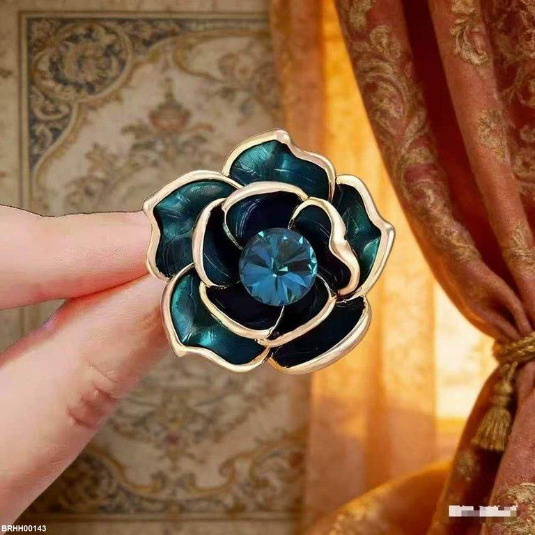 BRHH00143 XST Blue Rose Zircon Broach - BRHH