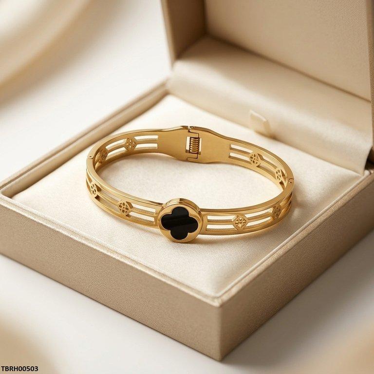TBRH00503 MSJ Stainless Steel Round Clover Bracelet - TBRH