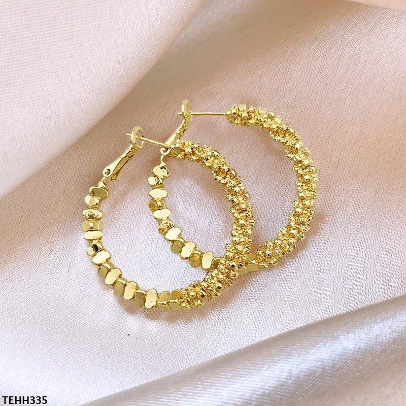 TEHH335 SIQ C-Check Ear Hoops Pair
