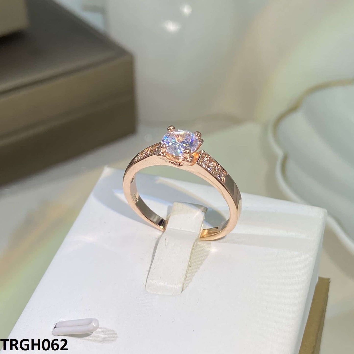 TRGH062 KYC Cathedral Ring