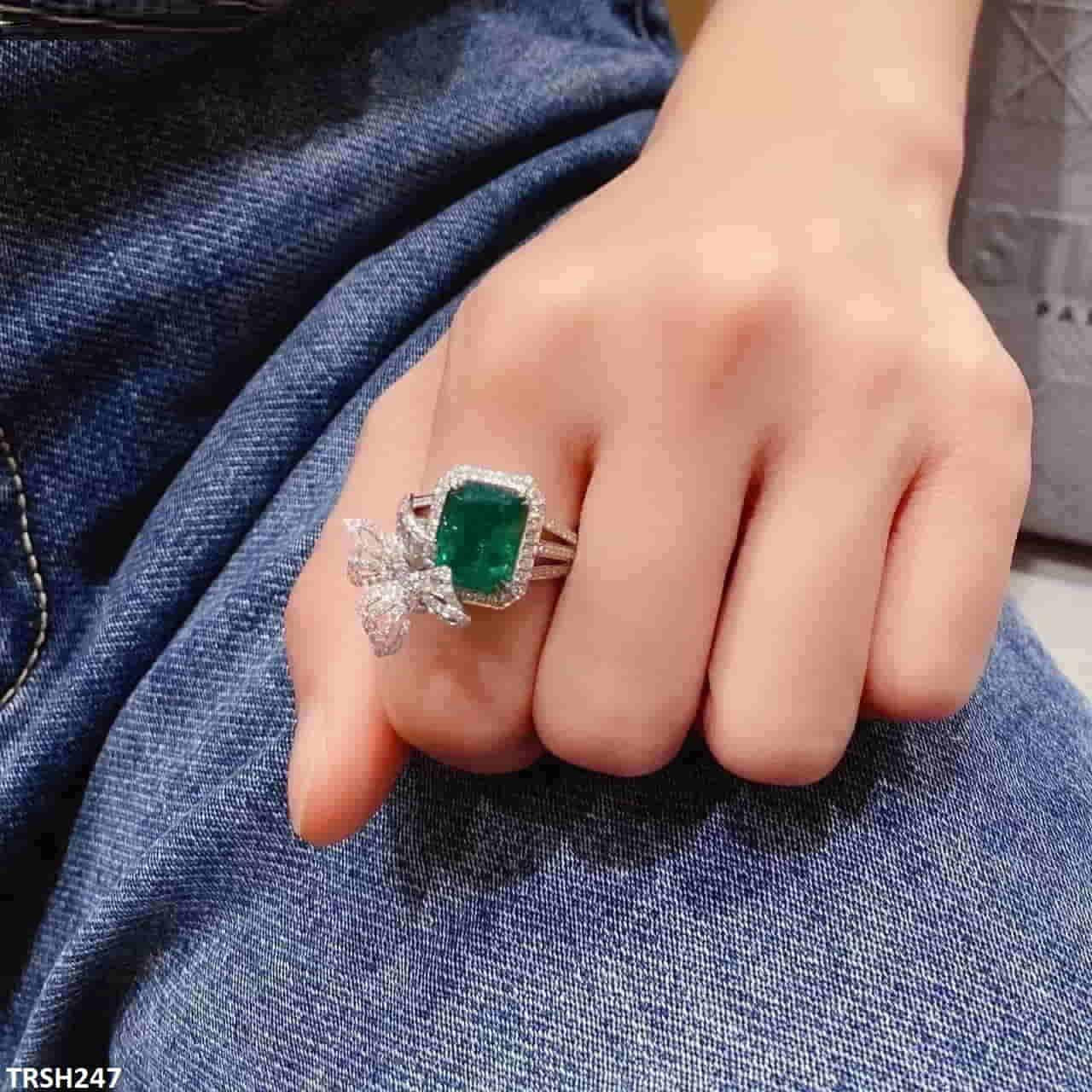 TRSH247 CJD Greenish Square Step Butterfly Adjustable Ring