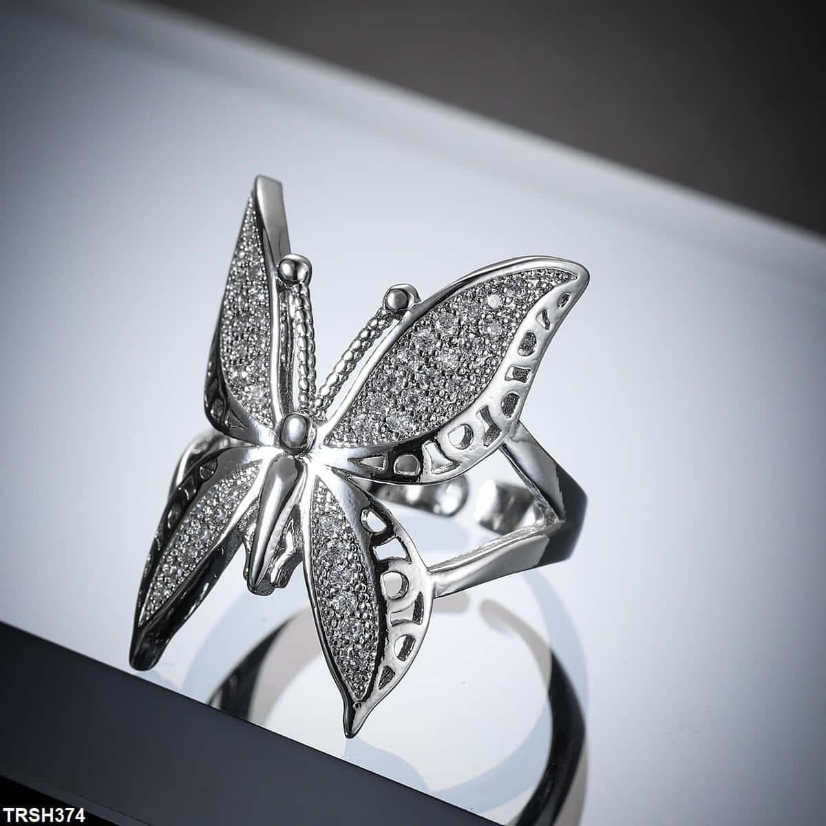TRSH374 YLE Butterfly Ring Adjustable