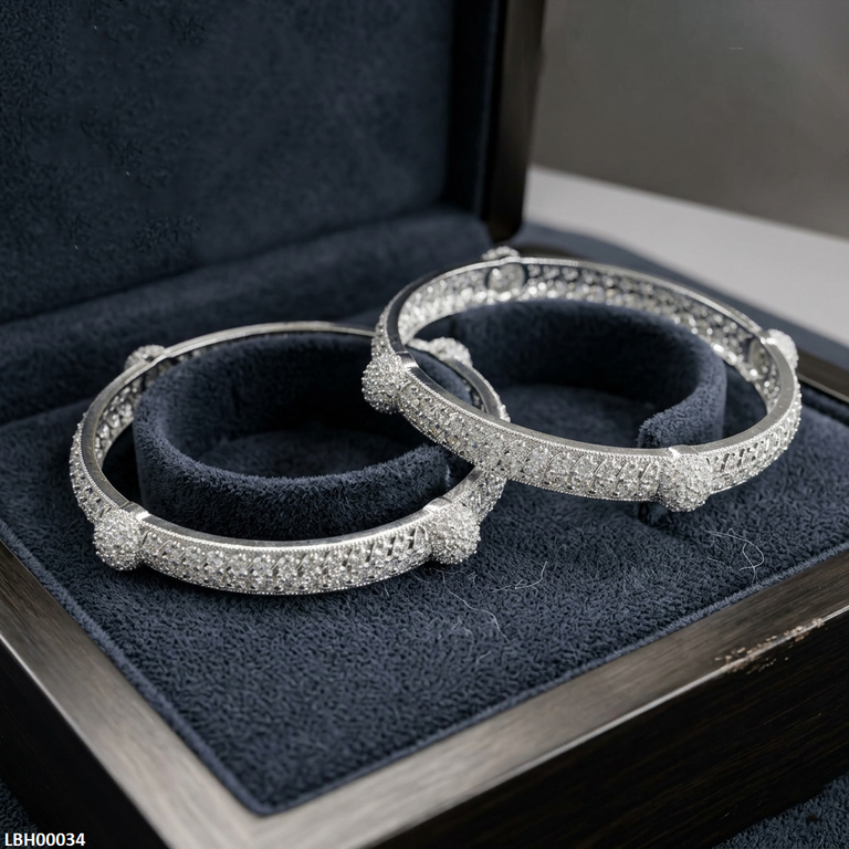LBH00034 ANI Round Stone Bangles Set- LBH