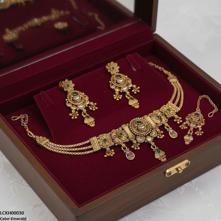 LCKH00030 ANI Moon Flower Choker Set - LCKH