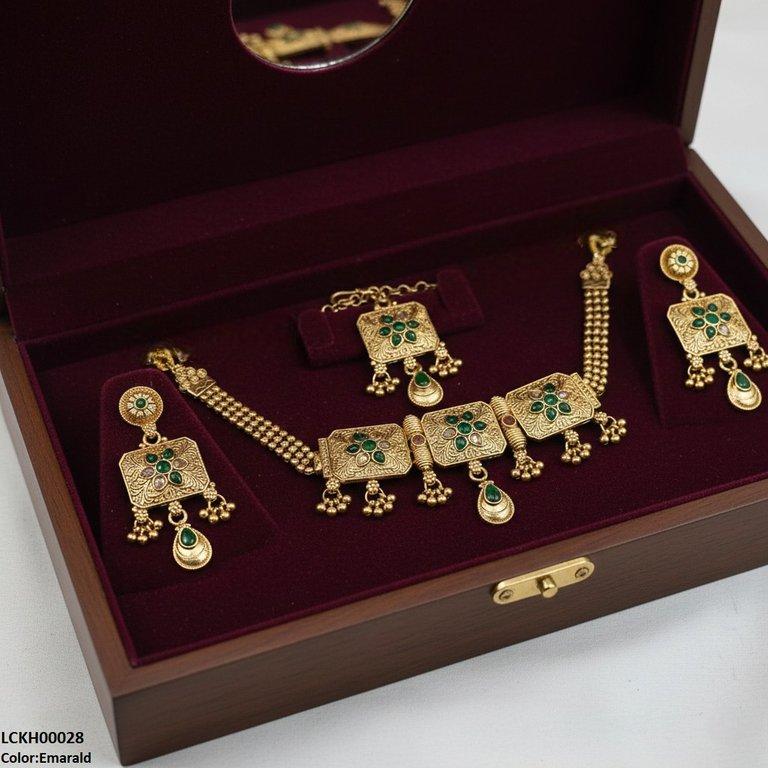 LCKH00028 ANI Flower Tear Drop Choker Set - LCKH