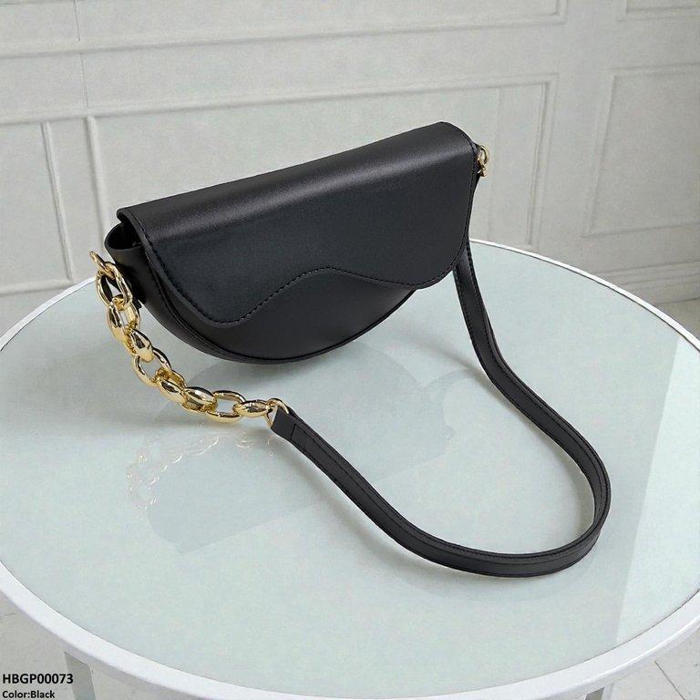 HBGP00073 Aurelia Saddle Armpit Bag Black