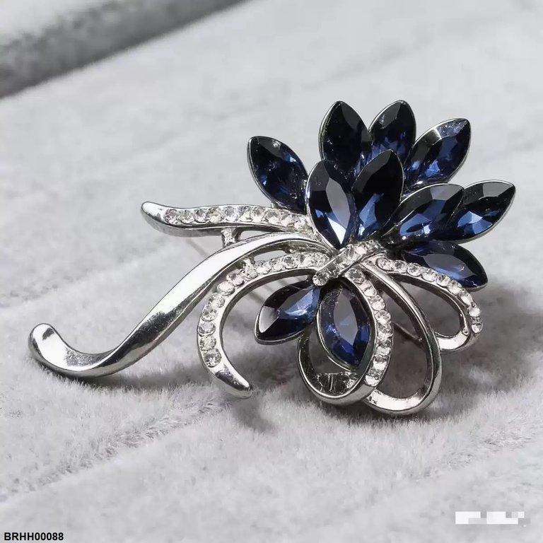 BRHH00088 XST Flower Marquise Stone Broach - BRHH