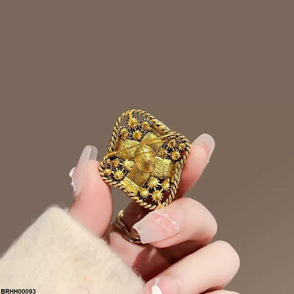 BRHH00093 XST Oval Pearl Broach - BRHH