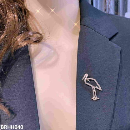 BRHH040 YMO Egret Broach
