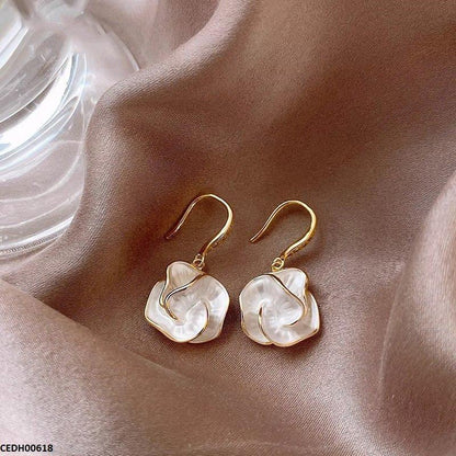 CEDH00618 XST Painted Flower Drop - CEDH