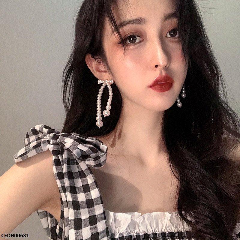 CEDH00631 YQG Bow With Pearl Chain Drop - CEDH