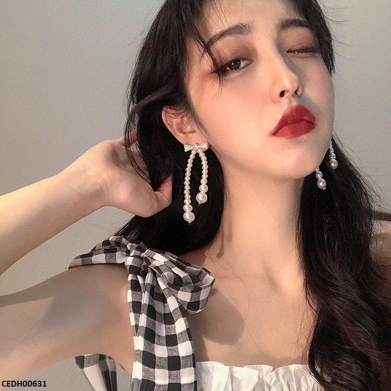 CEDH00631 YQG Bow With Pearl Chain Drop - CEDH