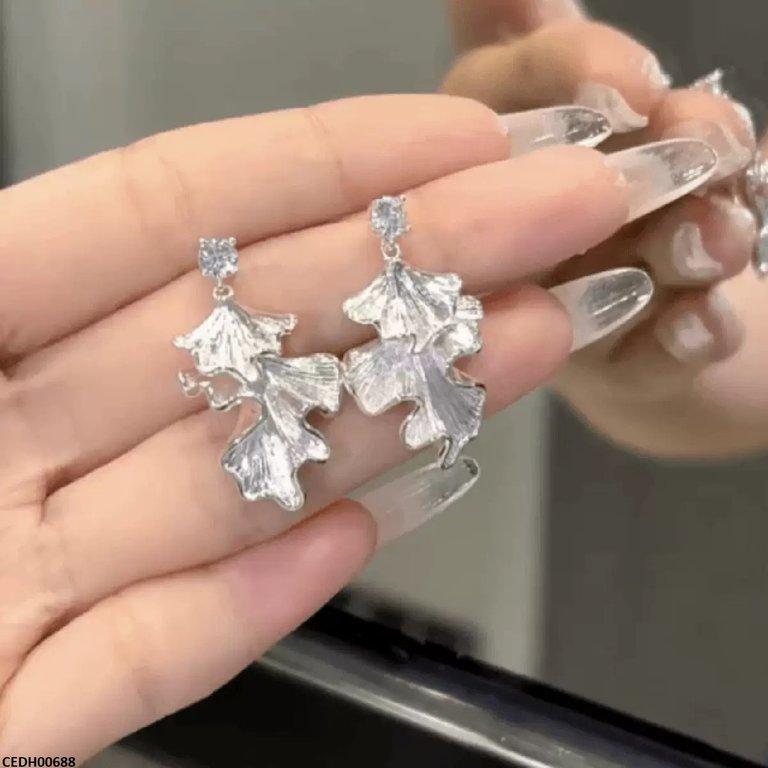 CEDH00688 YHC Double Leaf Drop Earrings - CEDH