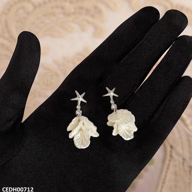CEDH00712 LSH Star Leaf Drop Earrings Pair - CEDH