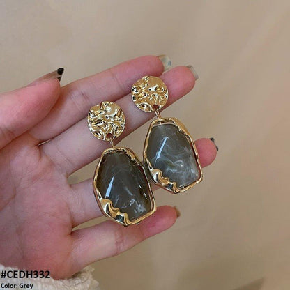 CEDH332 ZCD Teardrop Ear Drop Earrings Pair