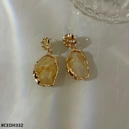 CEDH332 ZCD Teardrop Ear Drop Earrings Pair