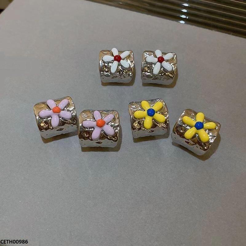 CETH00986 YHC Painted Flower Tops Pair - CETH