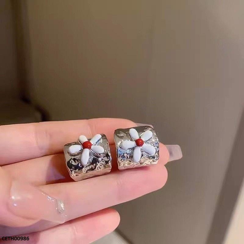 CETH00986 YHC Painted Flower Tops Pair - CETH