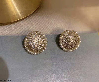CETH01005 YQG Round Pearl Stud Tops Pair - CETH