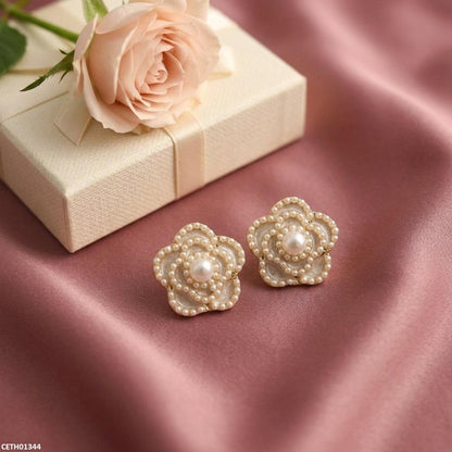 CETH01344 ZHL Pearl Flower Tops Pair - CETH