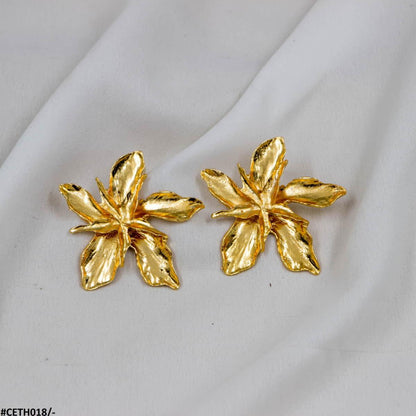 CETH018 SDQ Edge Layer Flower Stud Tops Pair