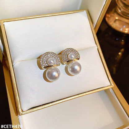CETH476 SDQ Umbrella Pearl Ear Tops Pair