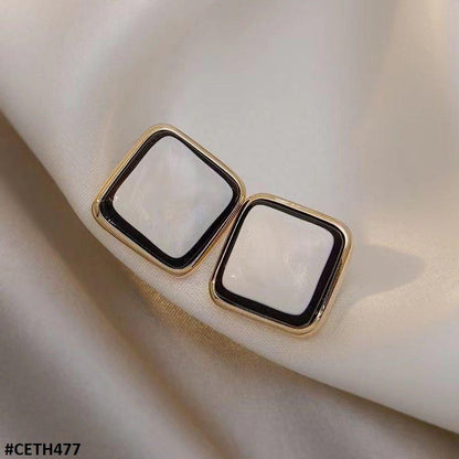 CETH477 ZCD Step Cushion Stud Ear Tops Pair