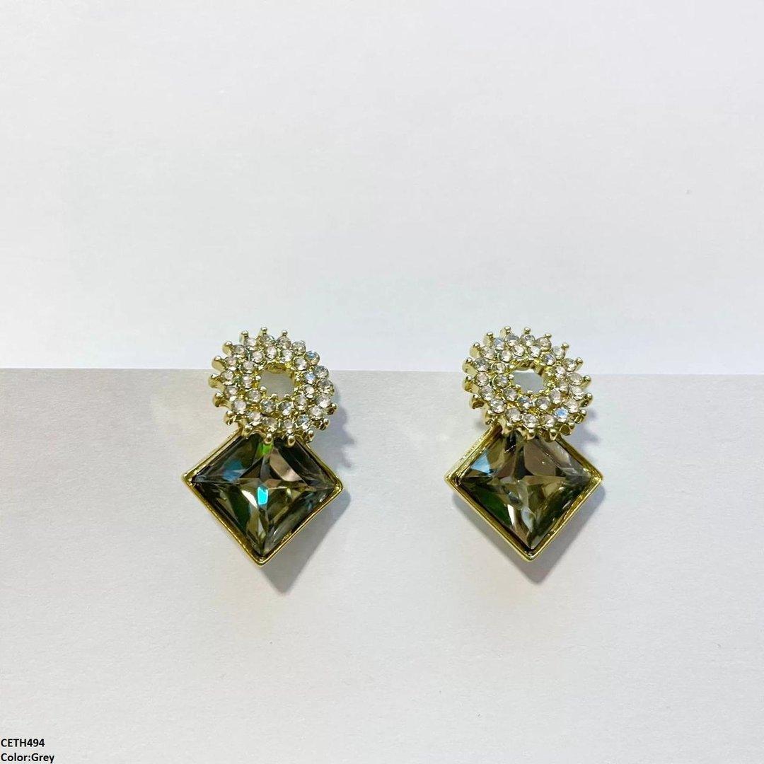 CETH494 BTO Square Round Stud Tops Pair