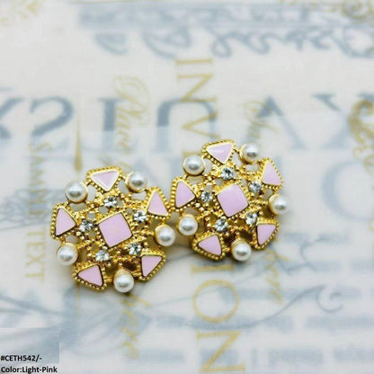 CETH542 SKM Painted Square/Triangle Ear Tops Pair