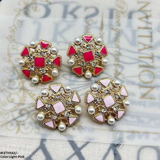 CETH542 SKM Painted Square/Triangle Ear Tops Pair