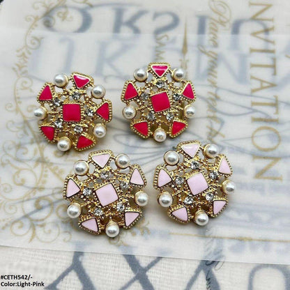 CETH542 SKM Painted Square/Triangle Ear Tops Pair