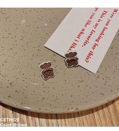 CETH620 YQG Bear Ear Tops Pair