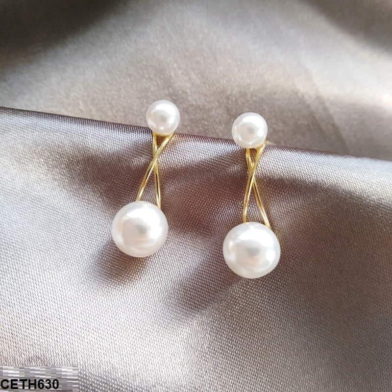 CETH630 SIQ Pearl Ear Tops Pair