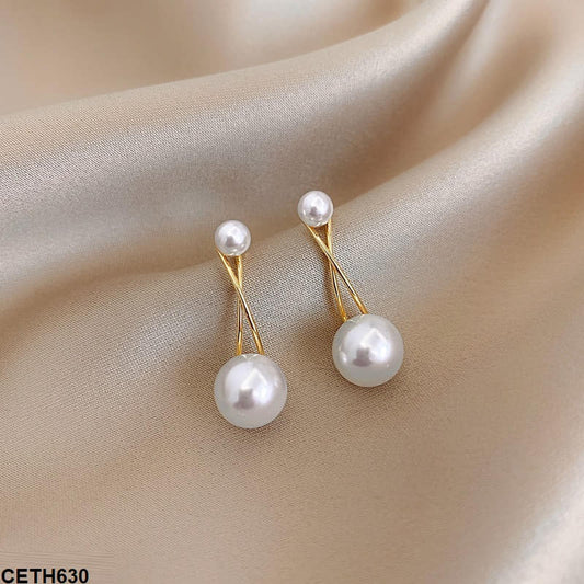 CETH630 SIQ Pearl Ear Tops Pair