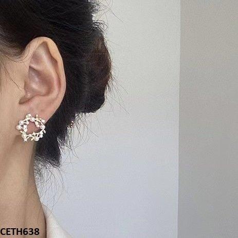 CETH638 BTO Pearl Stud Tops Pair
