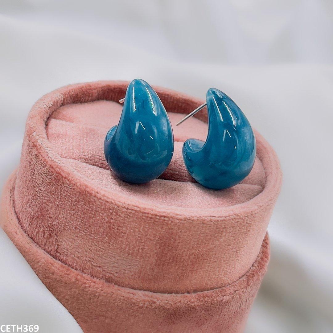 CETH639 BTO Blue Curved Stud Tops Pair