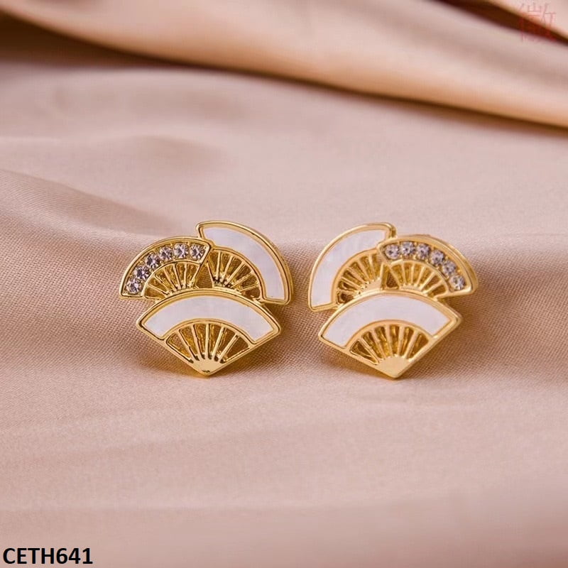 CETH641 BTO Painted Clouds Stud Tops Pair