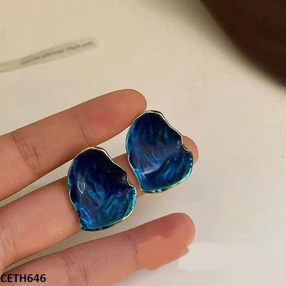 CETH646 BTO Painted Blue Stud Tops Pair