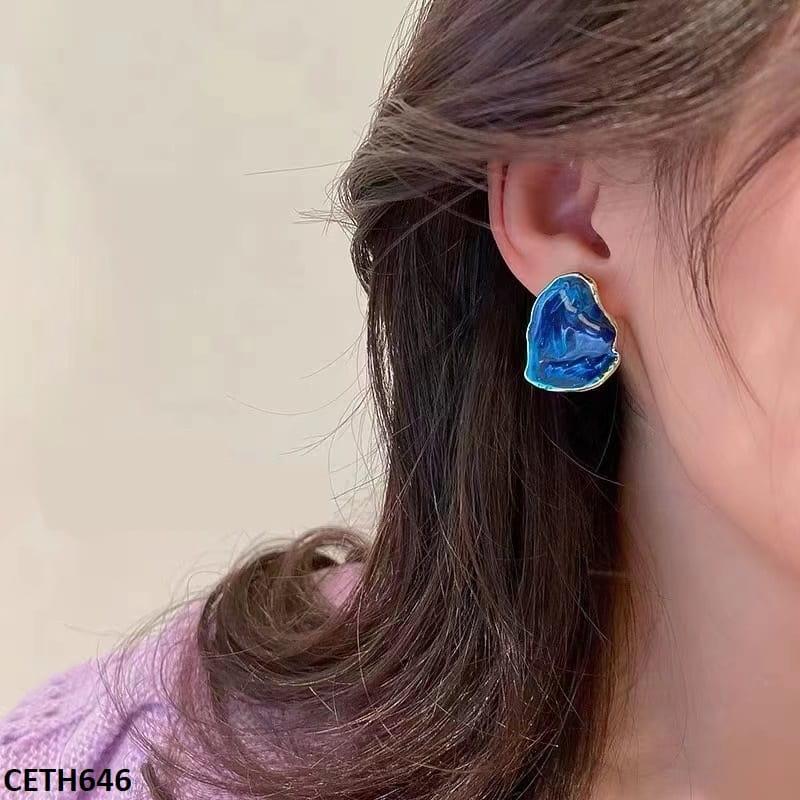 CETH646 BTO Painted Blue Stud Tops Pair