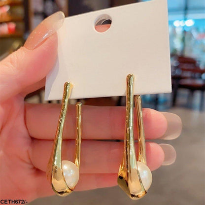 CETH672 ZCD U Shape Ear Tops Pair