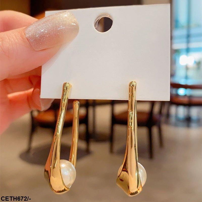 CETH672 ZCD U Shape Ear Tops Pair