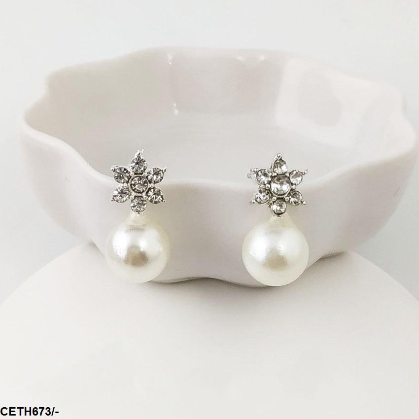 CETH673 LQP Star Pearl Ear Tops Pair