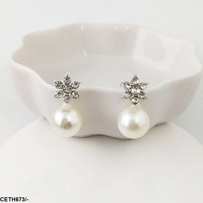 CETH673 LQP Star Pearl Ear Tops Pair