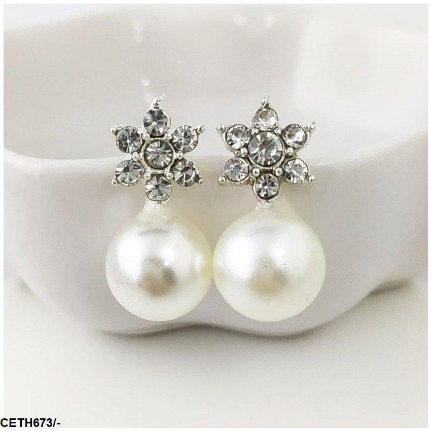CETH673 LQP Star Pearl Ear Tops Pair