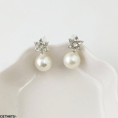 CETH673 LQP Star Pearl Ear Tops Pair